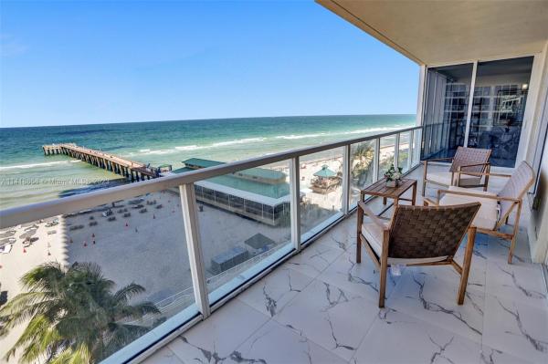 16699 COLLINS AVE #701 (AVAILABLE DECEMBER), SUNNY ISLES BEACH, FL 33160
