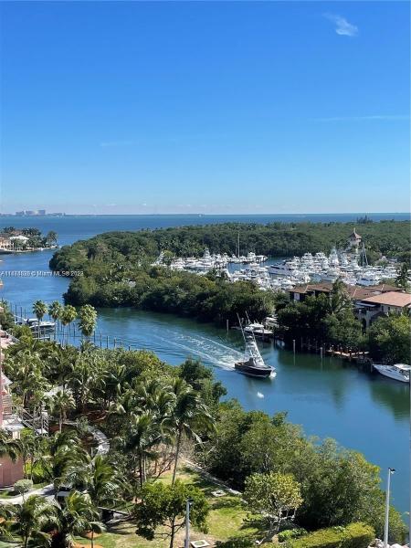 GABLES WATERWAY TOWERS CO