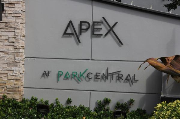 APEX AT PARK CENTRAL COND