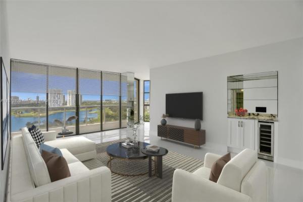 20281 E COUNTRY CLUB DR #1011, AVENTURA, FL 33180