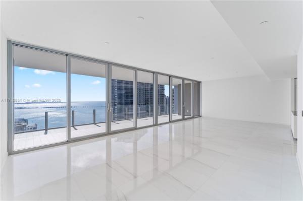 300 BISCAYNE BOULEVARD WAY #4102, MIAMI, FL 33131