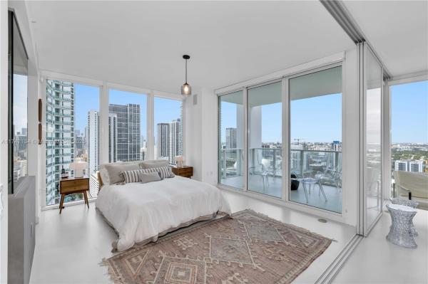 TEN MUSEUM PK RESIDENTIAL