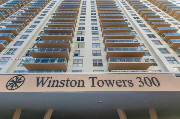 Winston Towers 300