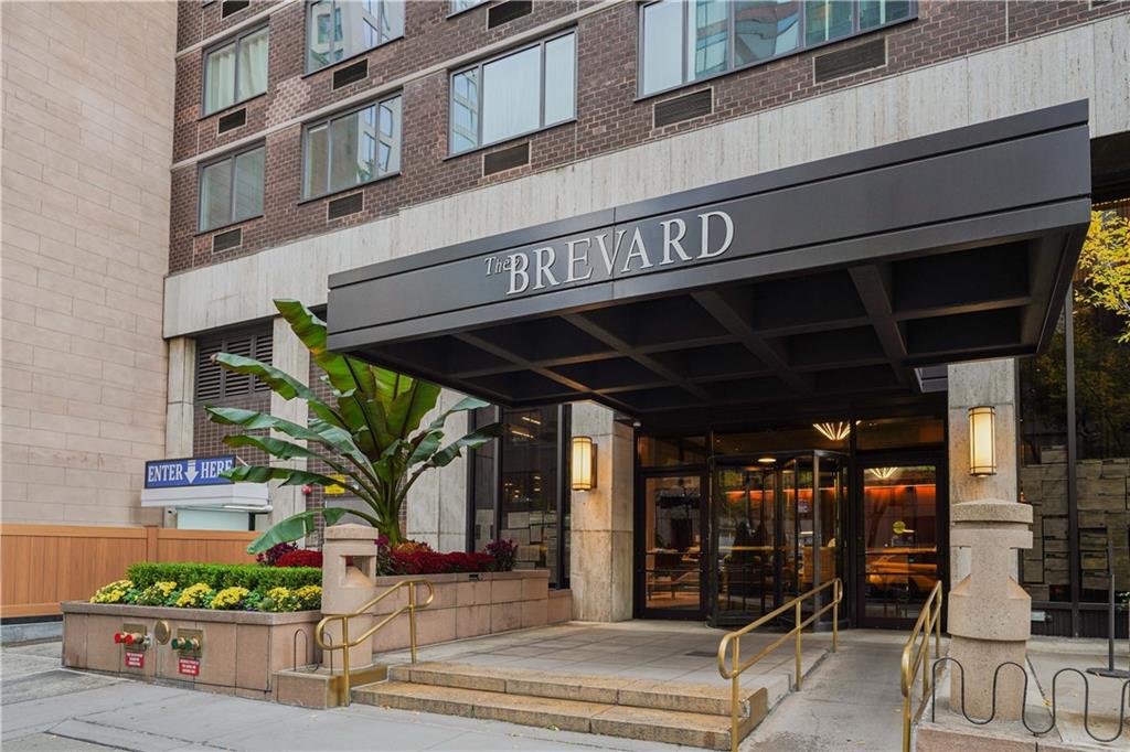 The Brevard - фото