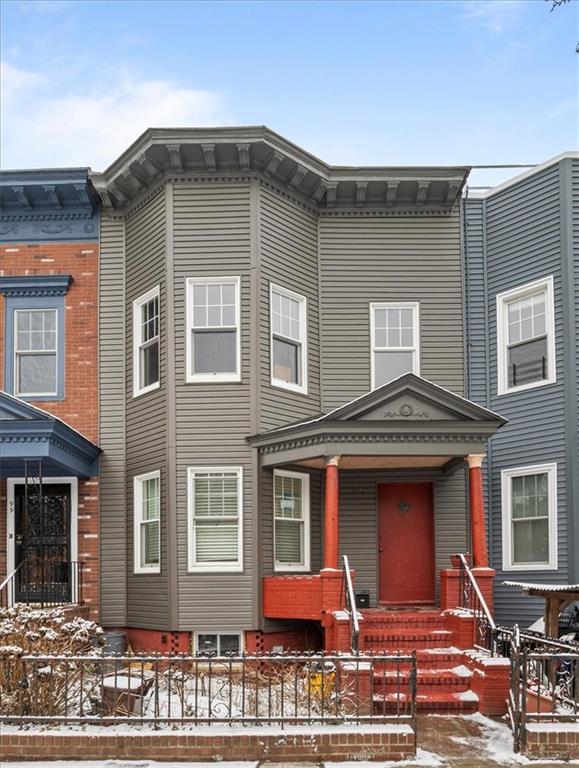 Multi Family - фото