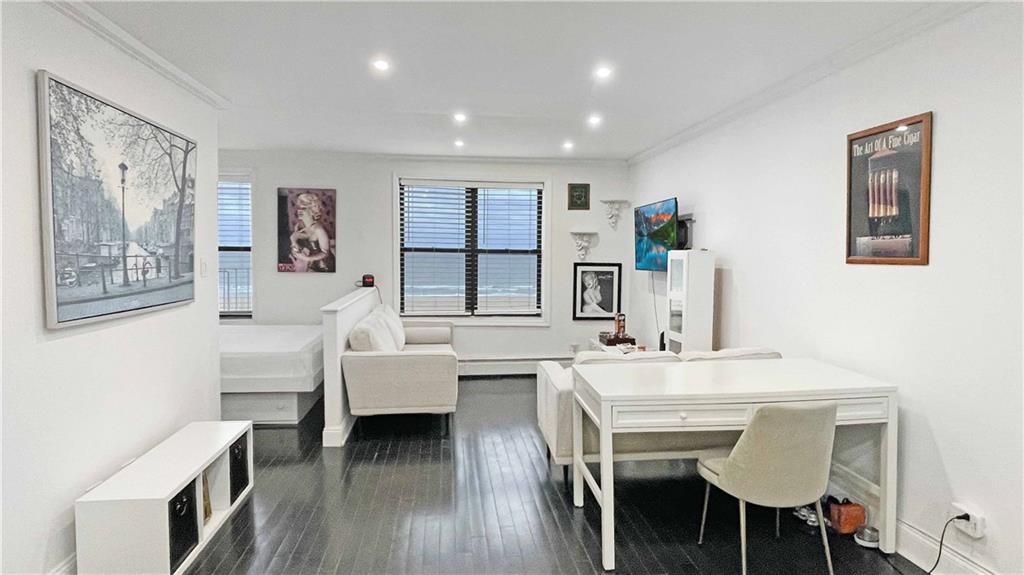 Beach View Apt Corp. - фото