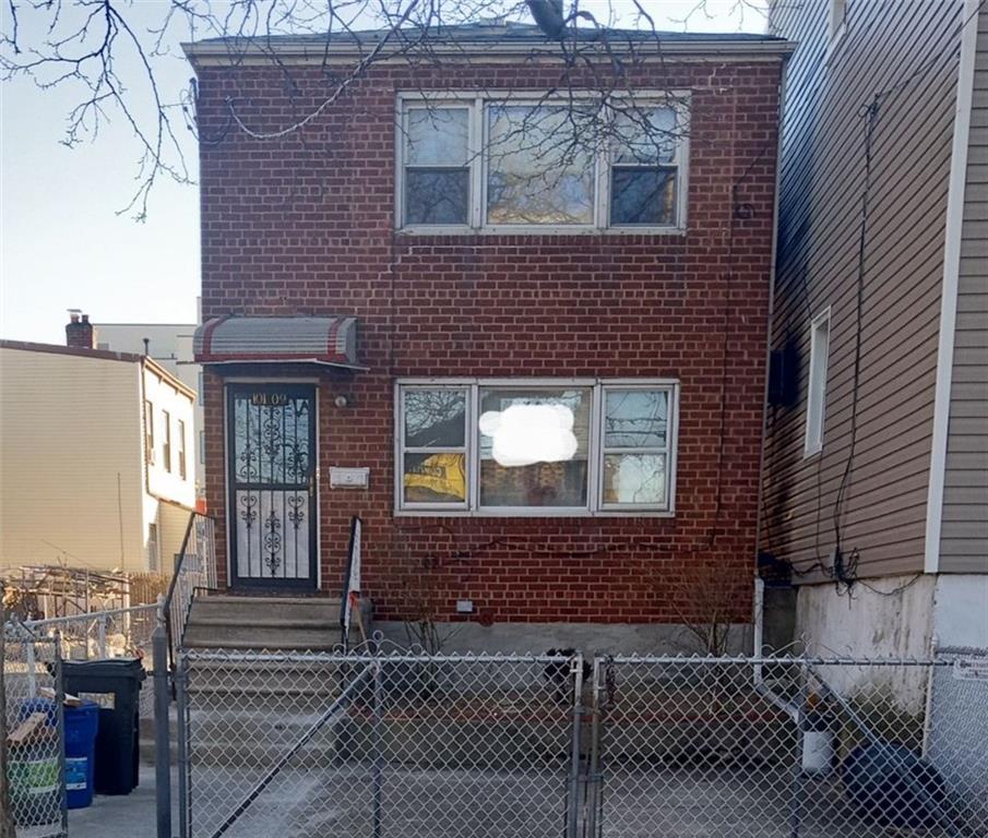 Multi Family - фото