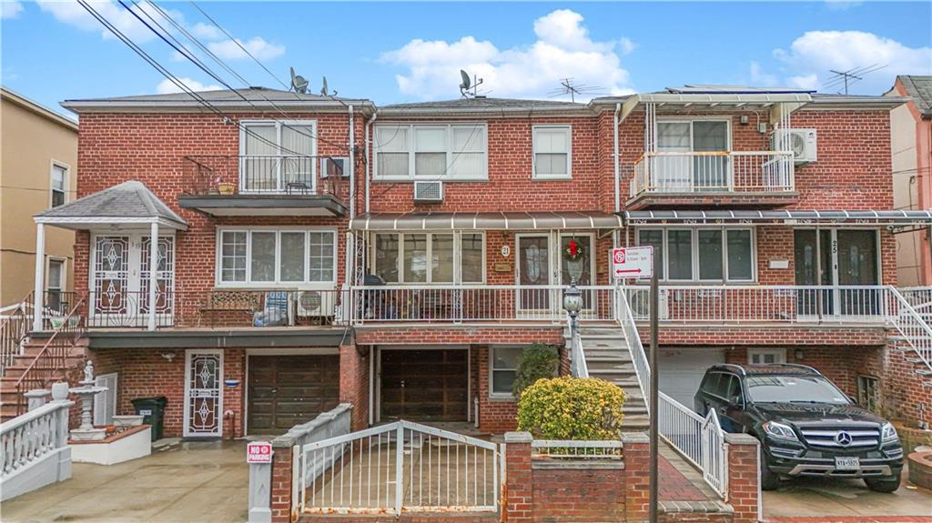 Multi Family - фото