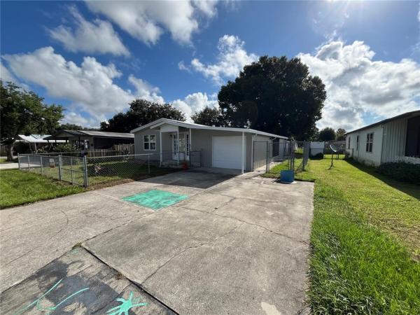 VILLAGE UNIT 04 LAKELAND