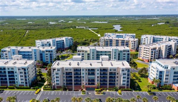 OCEAN WALK CONDO AT NSB