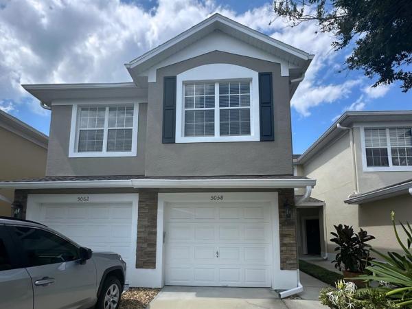 CARRIAGE HOMES AT DUNWOODY COMMONS A CONDO