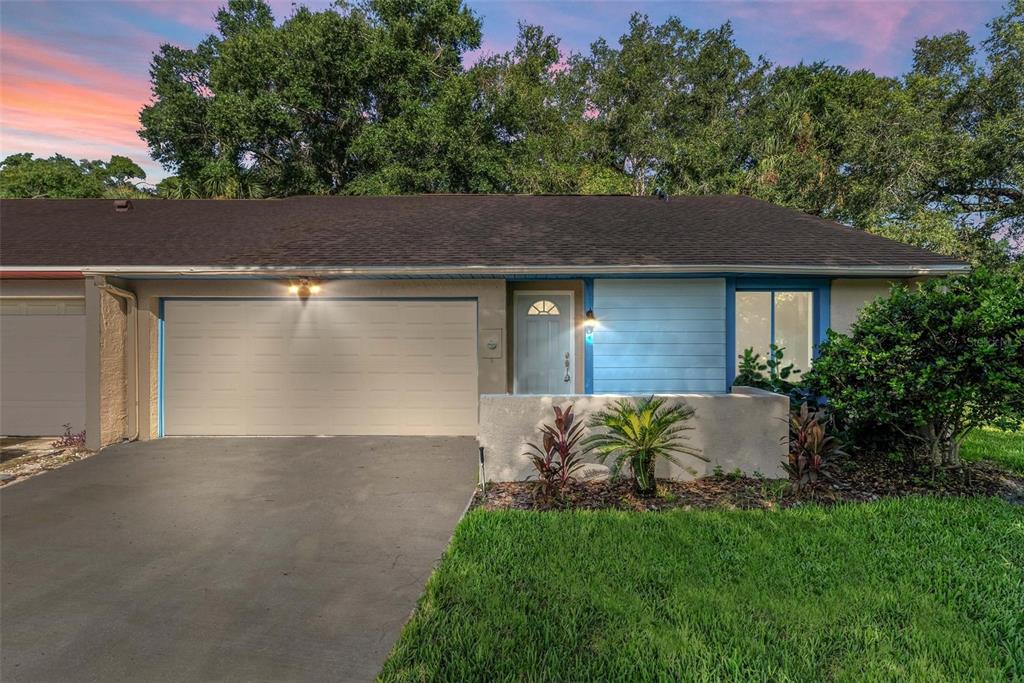 HIDDEN LAKE VILLAS PH 3 - фото