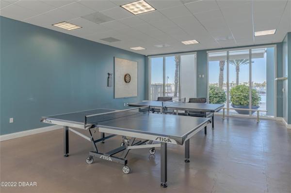 MARINA GRANDE/HALIFAX 01