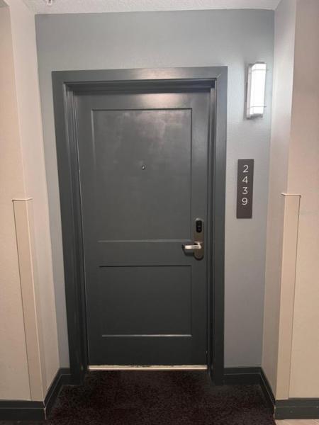 GROVE RESIDENCE & SPA HOTEL CONDO II