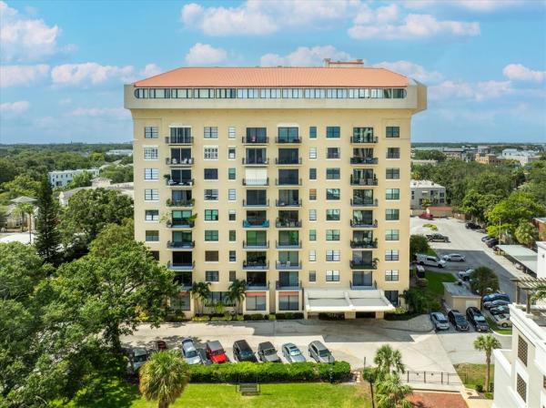 BAYSHORE ROYAL CONDO
