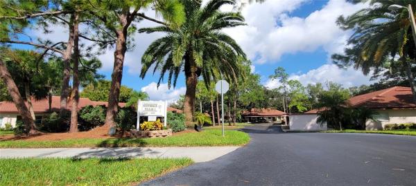 SCOTSDALE VILLA CONDO