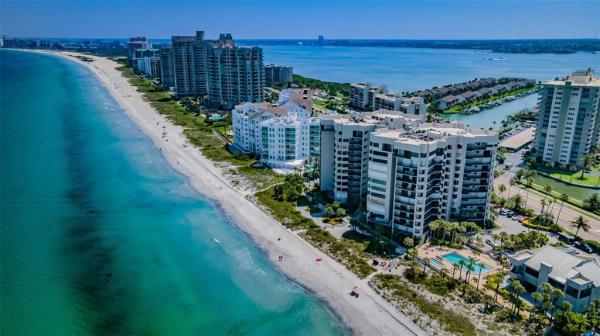 DANS ISLAND ON SAND KEY CONDO