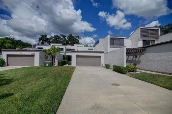 CARROLLWOOD VILLAGE FAIRWAY TO