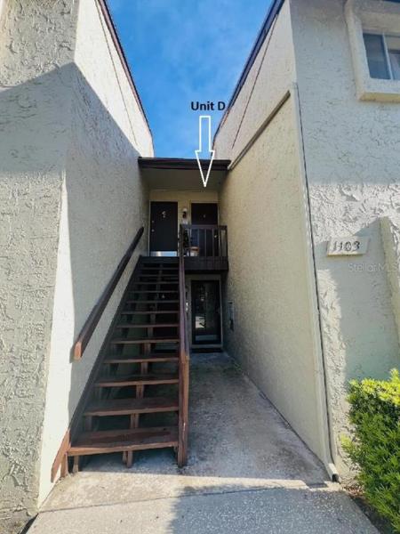 WOODSIDE VILLAGE CONDO