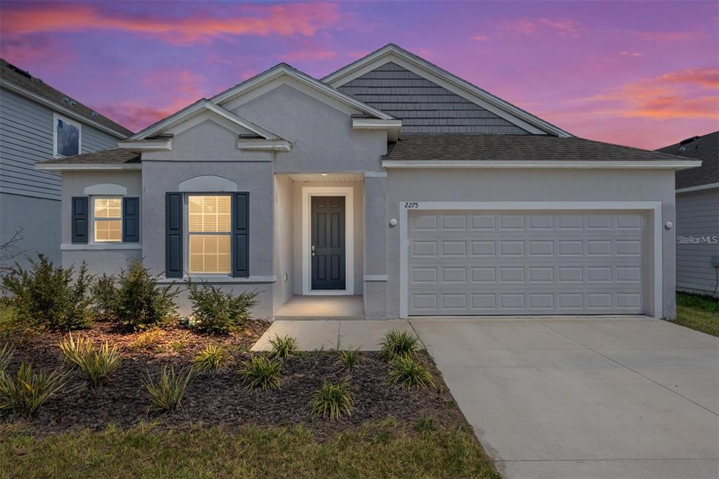 Single Family - фото