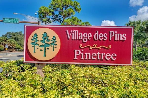 VILLAGE DES PINS I