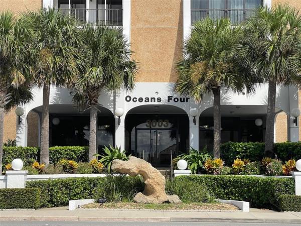 OCEAN 01 CONDO