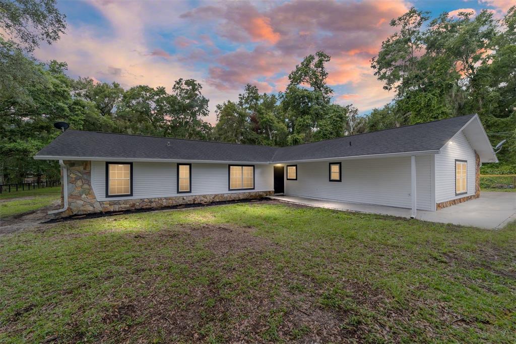 MEADOWBROOK RANCHES - фото