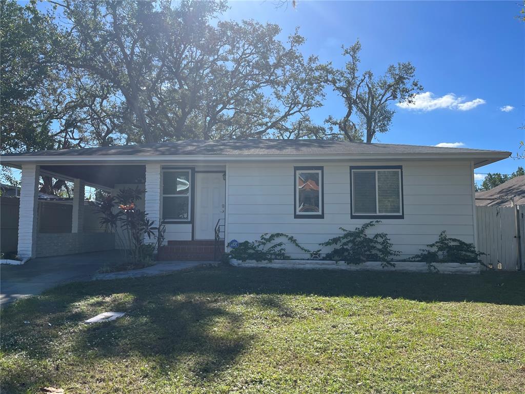 HIGHLAND GROVES - фото