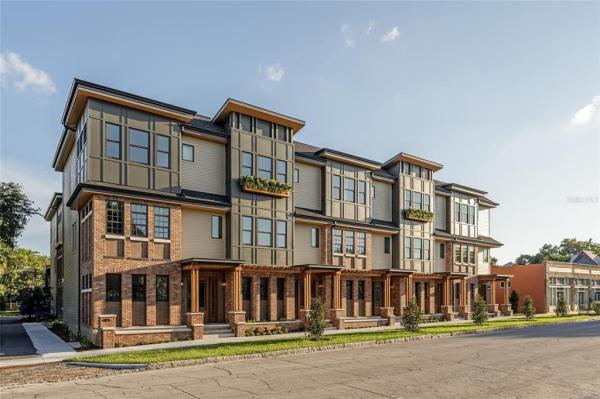 C9L|EAST OAK TOWNHOMES