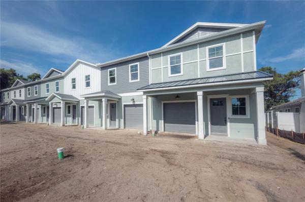 SEMINOLE LANDINGS TOWNHOMES