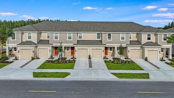 THE TOWNHOMES AT RIVER LANDING