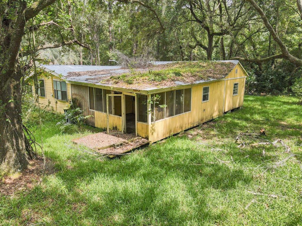 CAPSTONE QUARTERS - фото