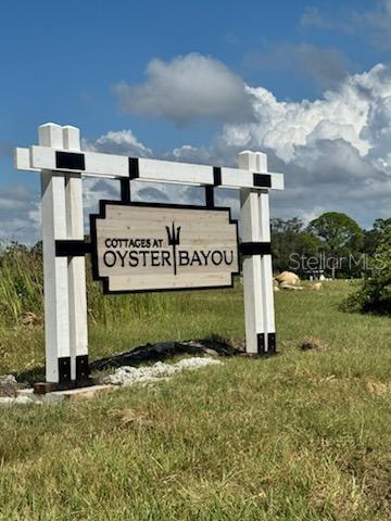 COTTAGES/OYSTER BAYOU TRACTS A