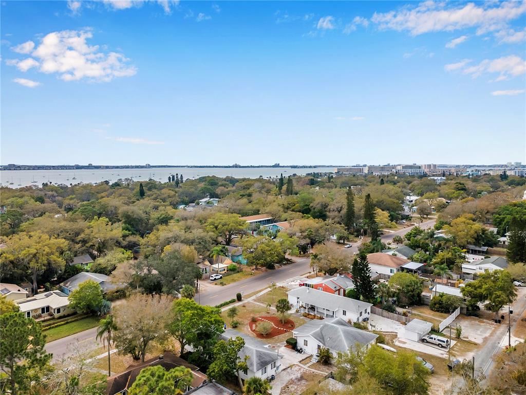 VETERAN PARK - фото