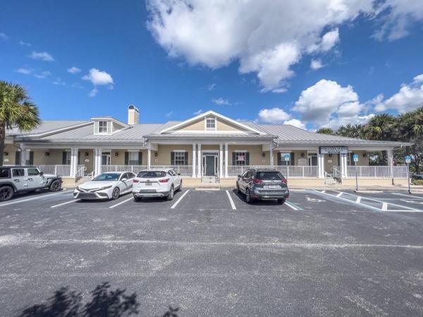 HARBOR POINTE BUS CENTER