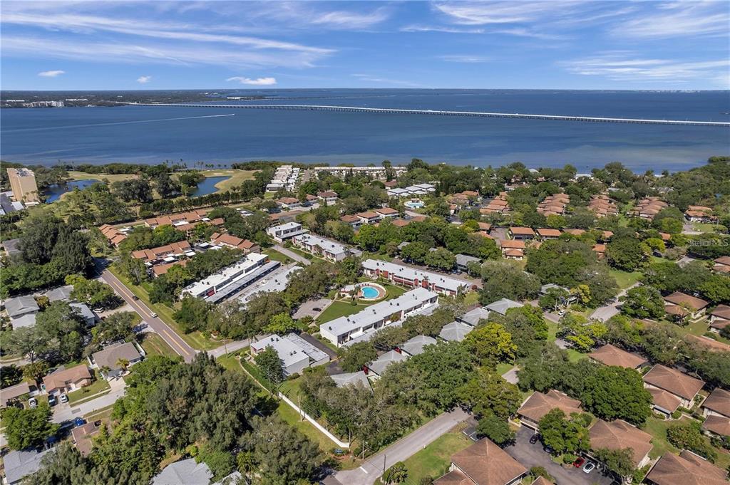 EASTWOOD PINES TOWNEHOMES - фото