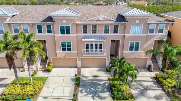 SEMINOLE ISLE TOWNHOME