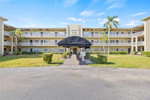 DISSTON PLAZA APTS CONDO