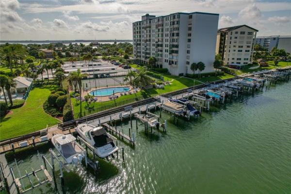 DIAMOND ISLE CONDO