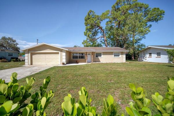 PHILLIPPI GARDENS 03