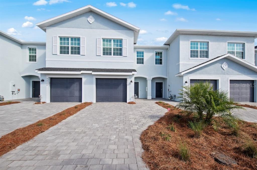 TUCKERS COVE - фото