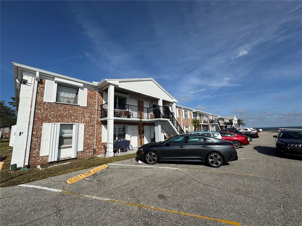 DELESPINE COURTS SEC 02 - фото