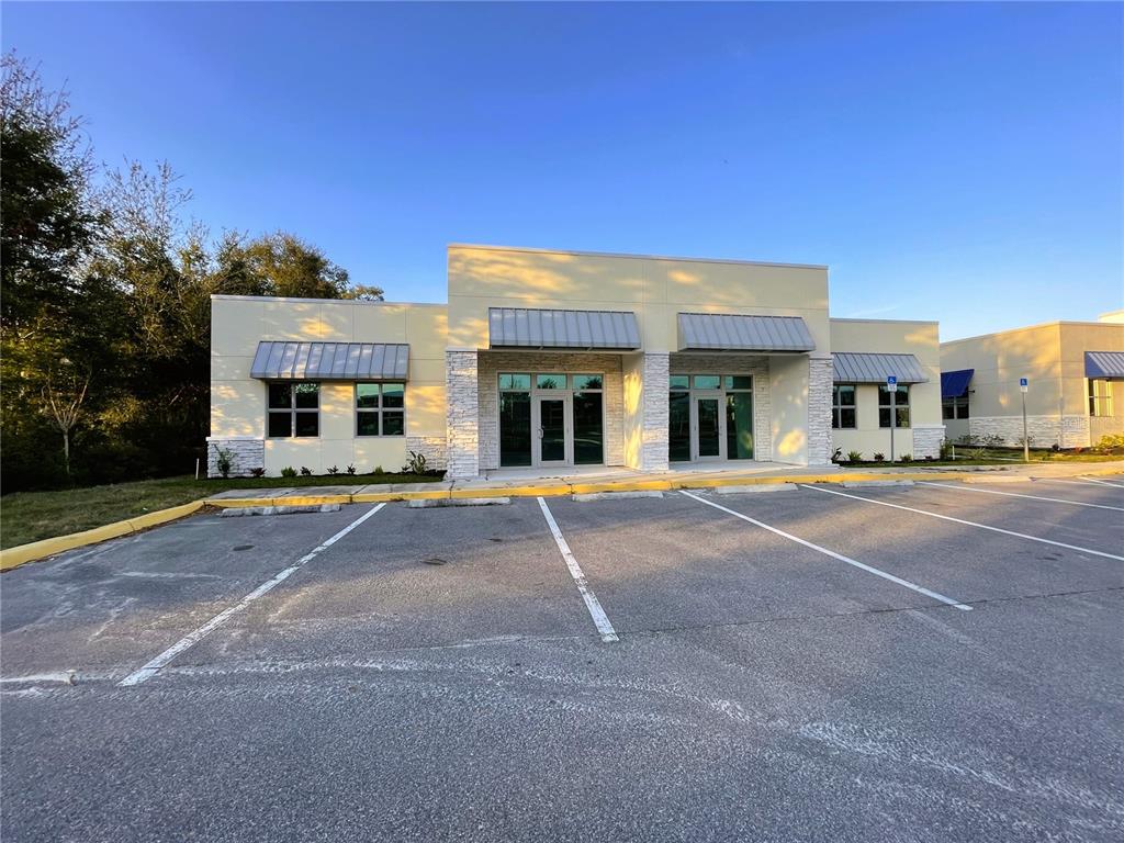 Commercial - фото