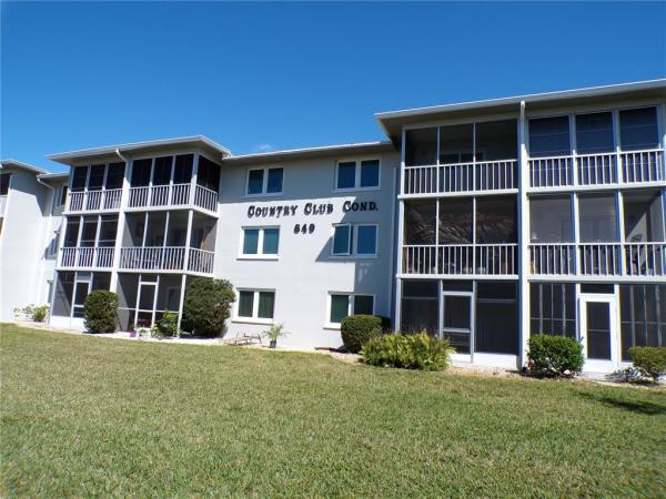 COUNTRY CLUB APTS