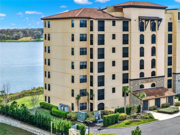 SIENA AT BELLA COLLINA