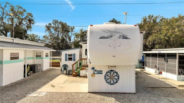 HERE & THERE PALM SHORES RV RESORT