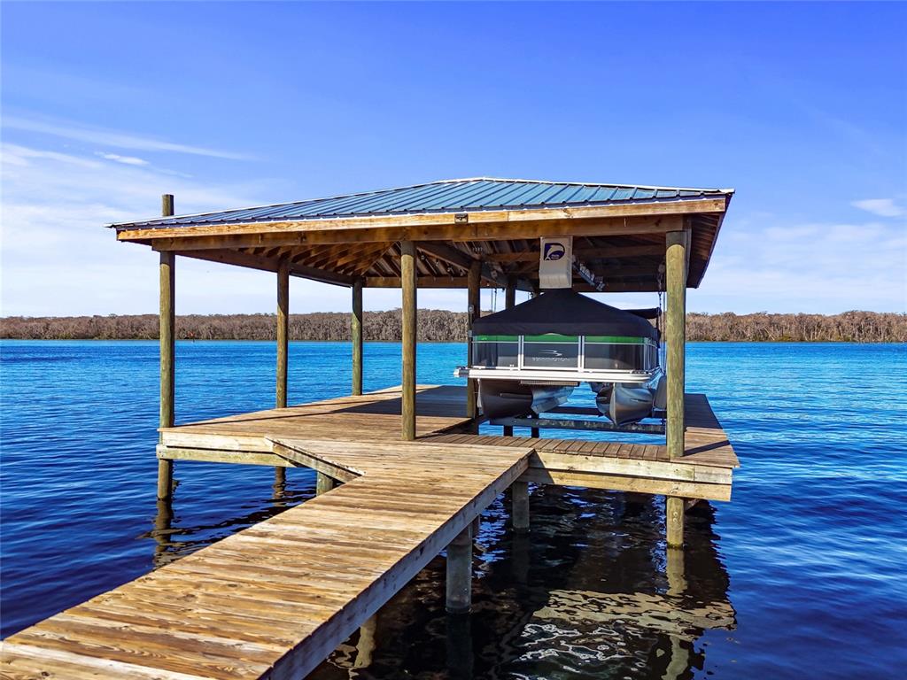 BEECHERS POINT - фото