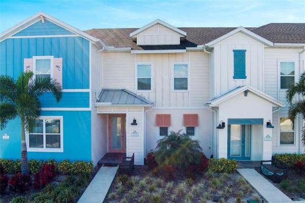 MARGARITAVILLE, ROLLING OAKS