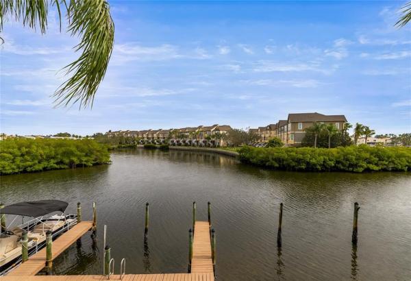BAY POINTE CONDO
