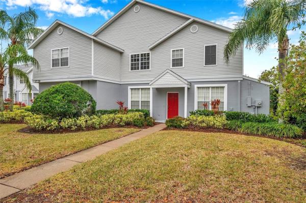 TOWNHOMES OF NORTH WOOD